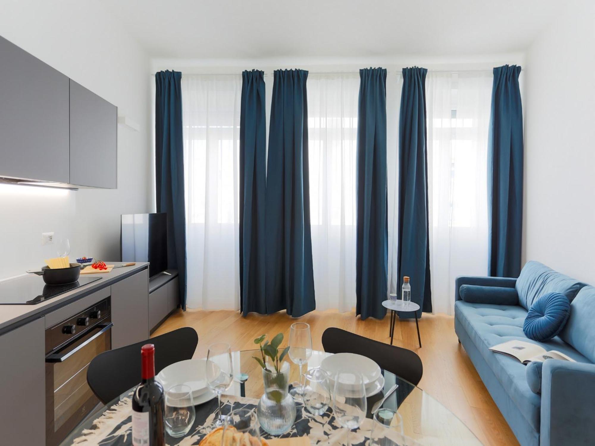 The Best Rent - Modern One Bedroom Apartment In San Babila Milano Ngoại thất bức ảnh